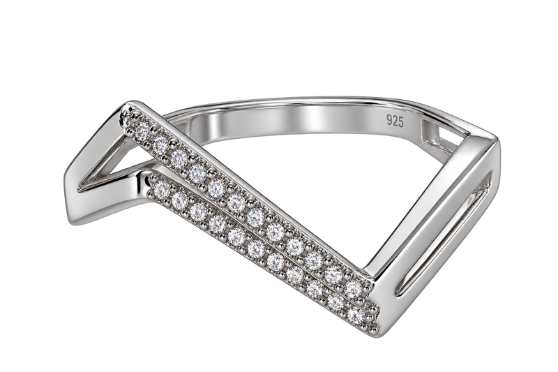Apex Chevron Pavé Ring